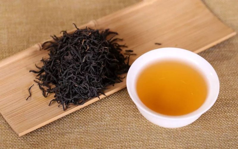 了解金骏眉的价格,对于爱茶之人来说至关重要。今天,我们就来一起看看不同商家的金骏眉价格一览表。